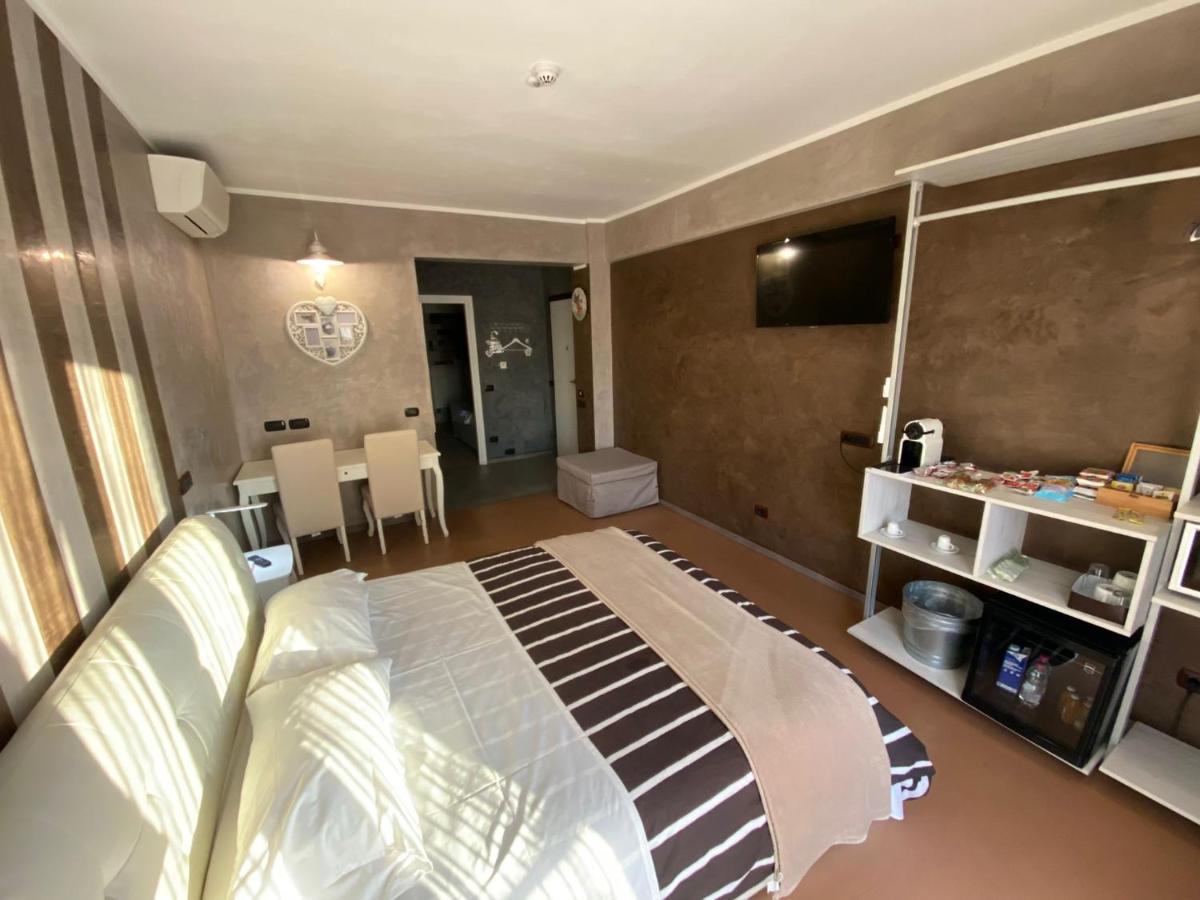 B2In Suite & Office Capriate San Gervasio Bagian luar foto