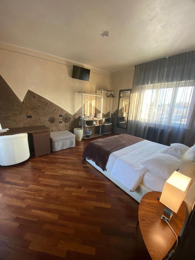 B2In Suite & Office Capriate San Gervasio Bagian luar foto