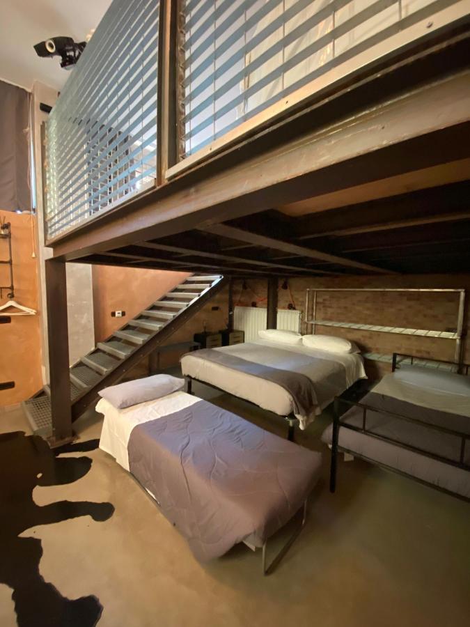 B2In Suite & Office Capriate San Gervasio Bagian luar foto