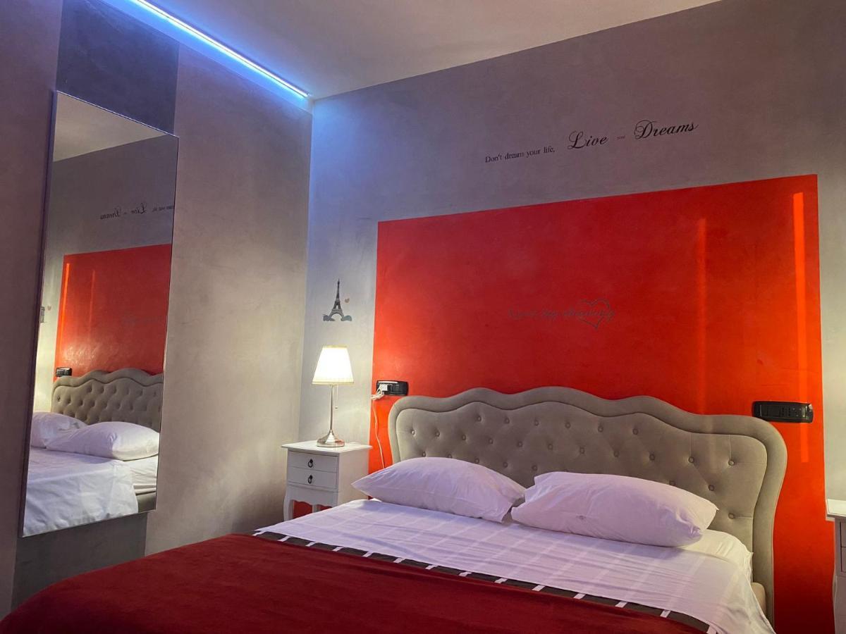 B2In Suite & Office Capriate San Gervasio Bagian luar foto