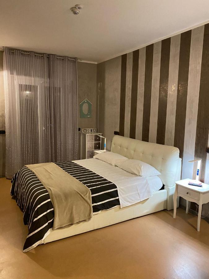 B2In Suite & Office Capriate San Gervasio Bagian luar foto