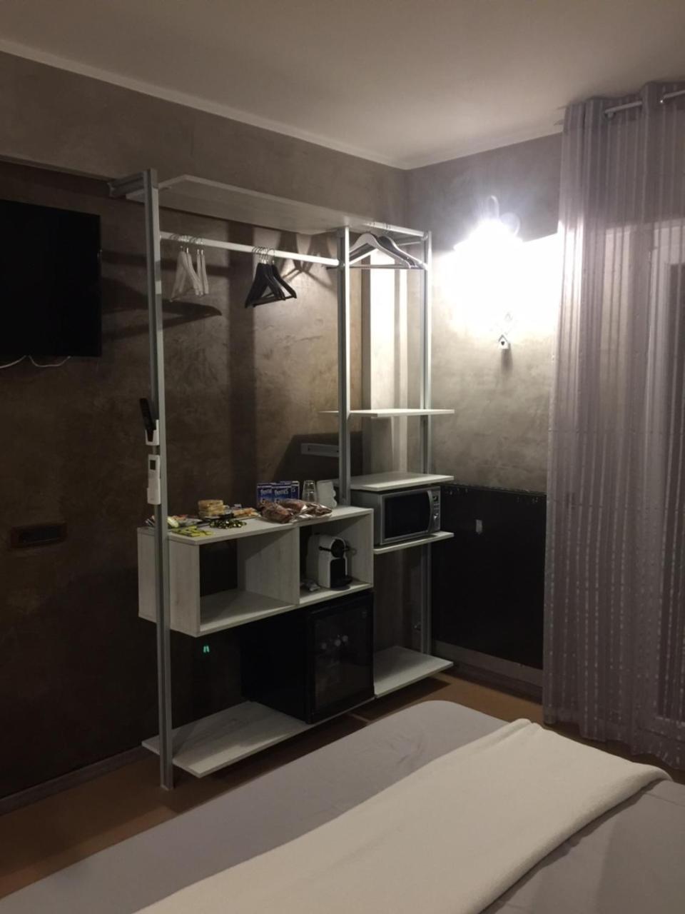 B2In Suite & Office Capriate San Gervasio Bagian luar foto